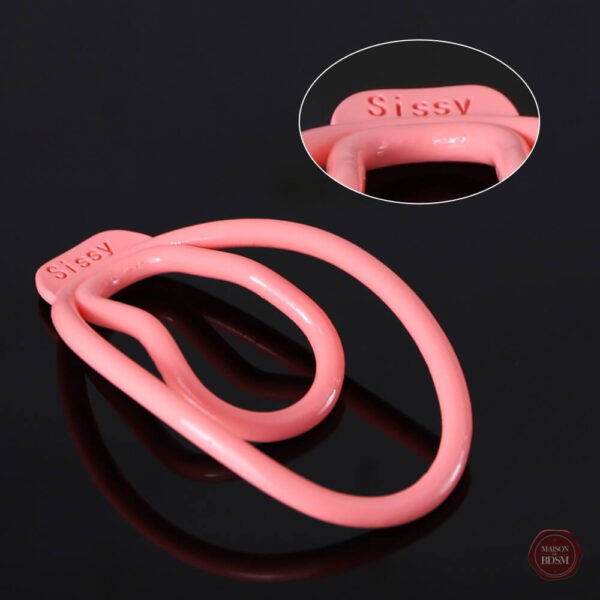Accessoire de chasteté avec jouet intégré