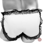 Sissy panties en dentelle à motifs fleuris