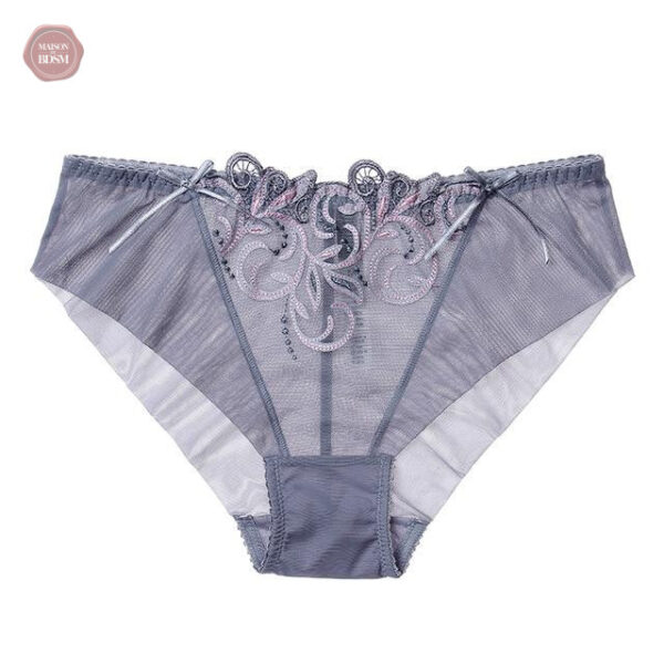 Accessoire de mode : culotte sans couture pour un style raffiné