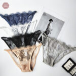 Modèle de culotte sexy en dentelle et bretelles