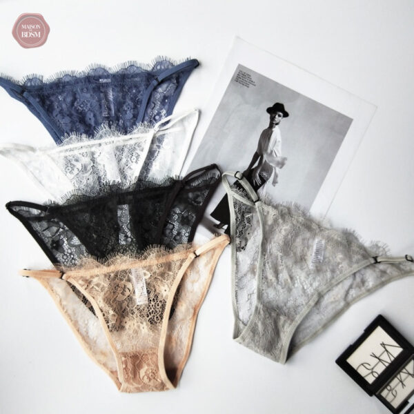 Modèle de culotte sexy en dentelle et bretelles