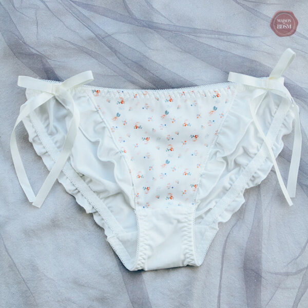 Culotte en satin pour un style sissy élégant