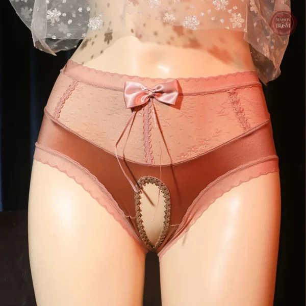 Culottes travestis en tissu léger et sexy