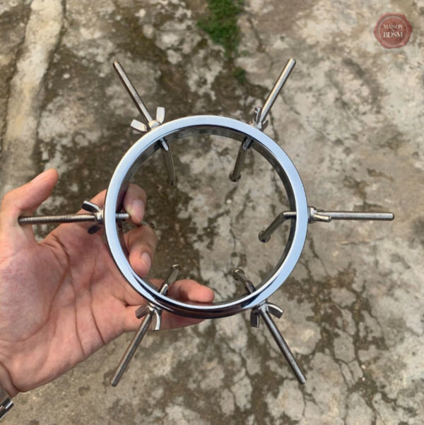 Écarteur anal design pour une stimulation ciblée