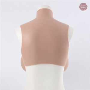 Poitrine volumineuse en silicone pour les femmes trans