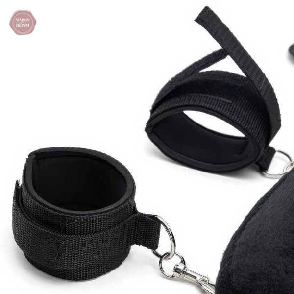 Accessoires de bondage pour jeux érotiques variés