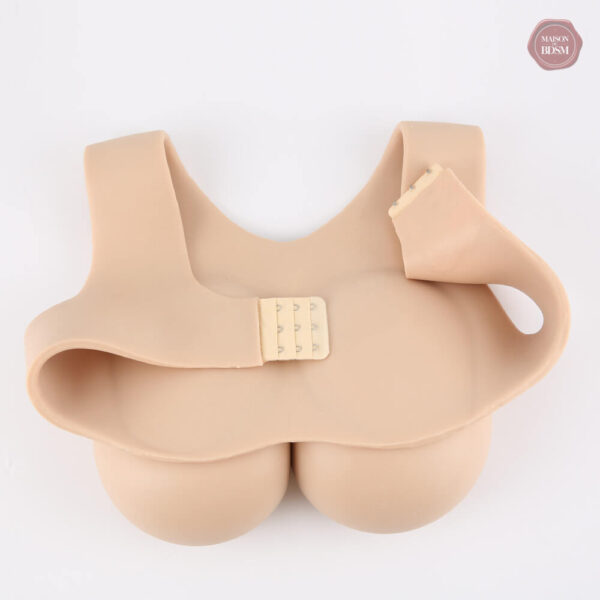 Fausse poitrine en silicone, design réaliste C-J