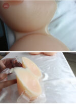Accessoire transgenre : faux seins en silicone avec harnais