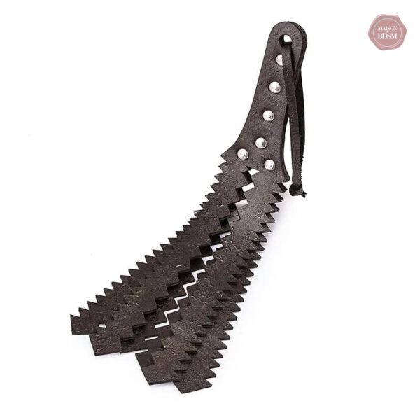 Fouet BDSM en cuir pour sensations intenses