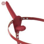 Accessoire de plaisir en rouge, idéal pour les couples