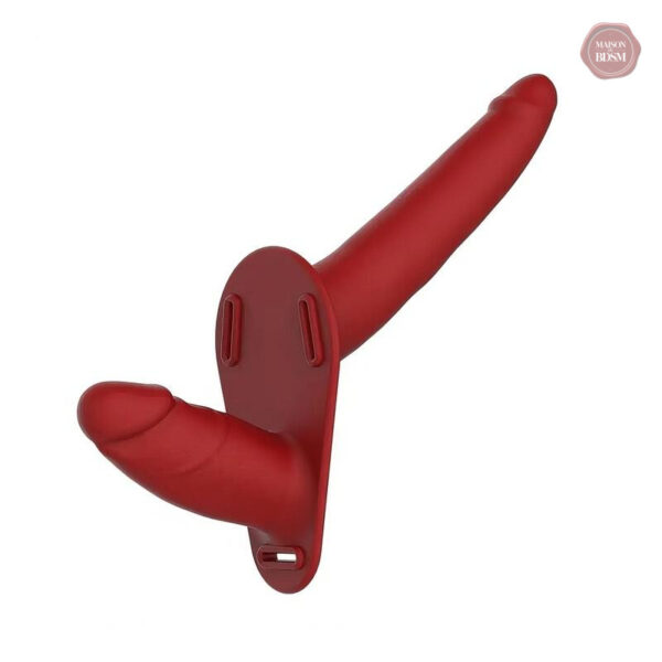 Gode ceinture conçu pour le partage entre partenaires