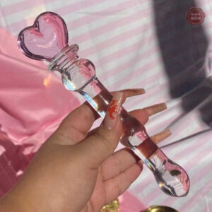 Dildo en verre, design coeur, pour une stimulation douce et sensuelle