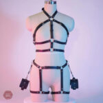 Accessoire BDSM en cuir pour femme