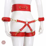 Harnais en cuir pour jeux de bondage