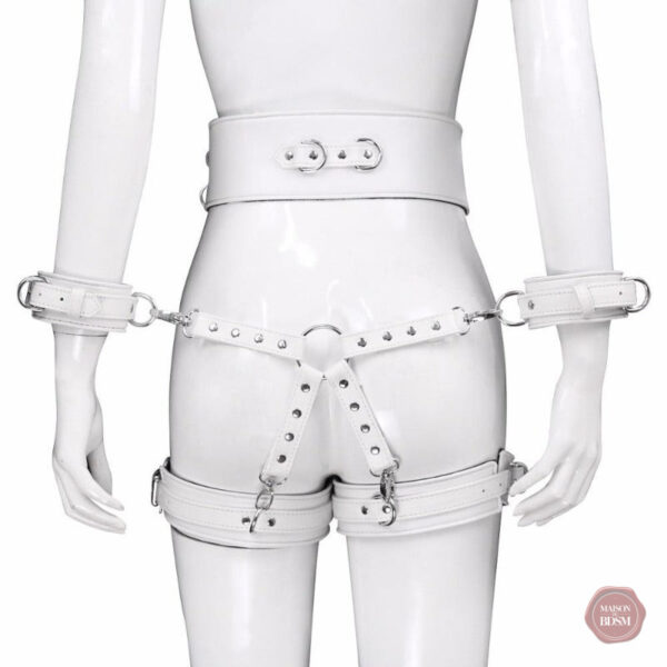 Harnais de bondage pour exploration de la soumission