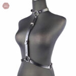 Design minimaliste en cuir pour une allure chic