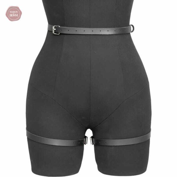 Accessoire érotique, harnais pour fesses