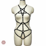 Harnais BDSM en cuir pour une allure séduisante