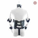 Accessoire de bondage avec menottes intégrées