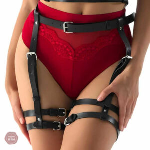 Harnais porte jarretelle en cuir pour BDSM