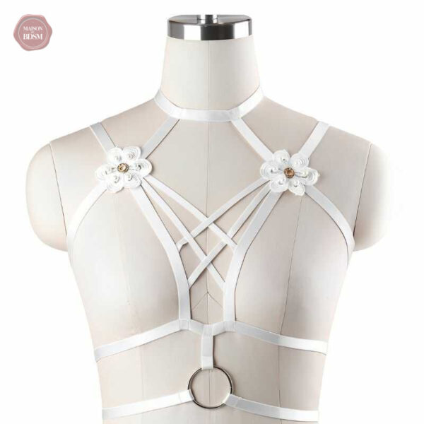 Harnais floral en cuir pour bondage érotique