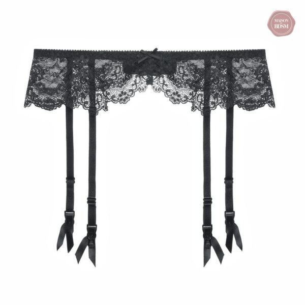 Détails en dentelle sur jarretières Sissy pour un look séduisant