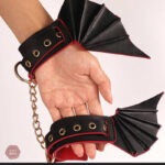 Kit de jeux de rôle BDSM avec esthétique Batman