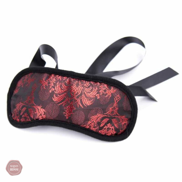 Accessoires BDSM en flanelle pour des expériences intenses