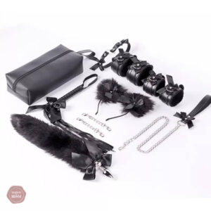 Kit BDSM Good Girl pour des jeux de rôle sensuels