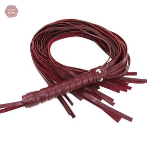 Martinet en cuir pour pratiques BDSM raffinées