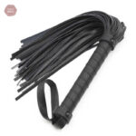 Martinet noir pour jeux BDSM
