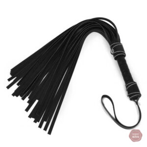 Martinet BDSM noir classique en cuir