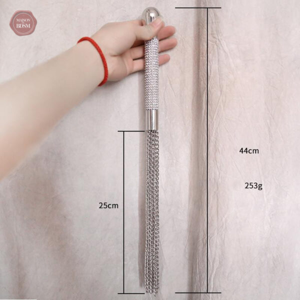 Accessoire de jeu BDSM, martinet métallique