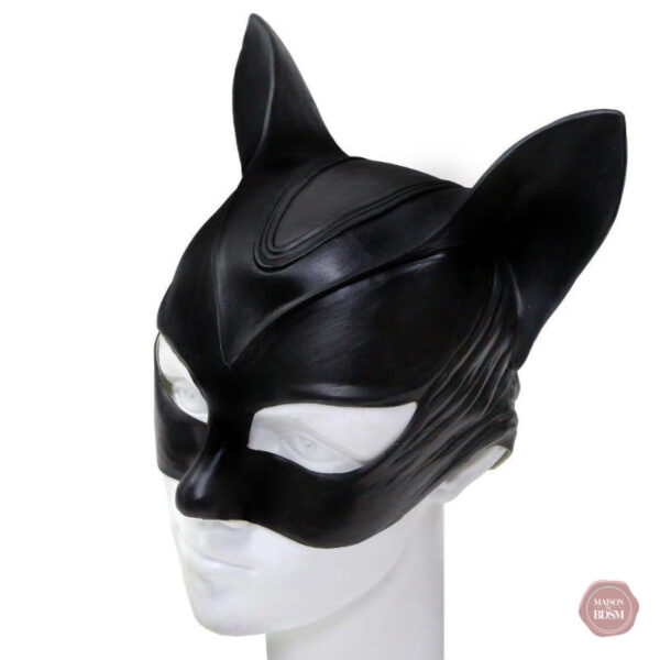 masque-chat-latex-1 Masque en latex pour un jeu BDSM inspiré par les chats