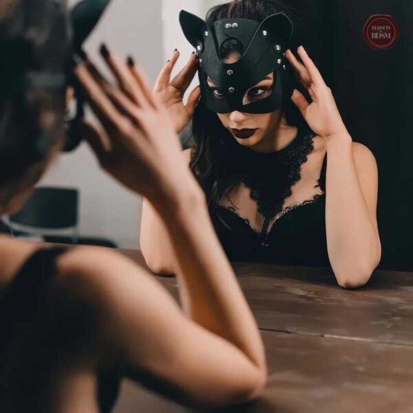 Masque sexy pour séances de jeux de rôle
