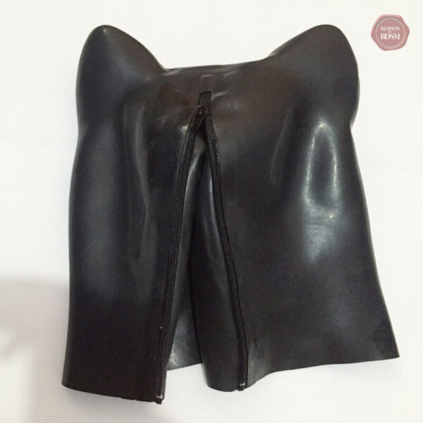 Masque ajusté en latex pour expériences sensuelles
