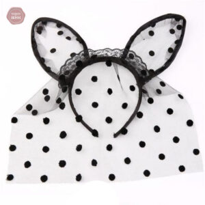 Accessoire BDSM : masque lapin en dentelle délicate