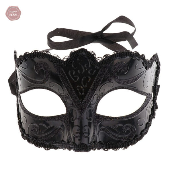 masque-noir-sexy-1 Masque noir sexy pour jeux BDSM et érotisme