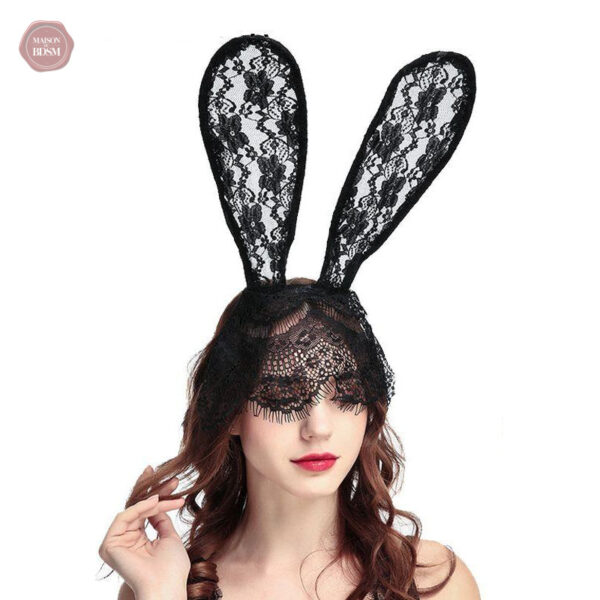 Accessoire BDSM élégant avec oreilles de lapin