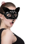Masque inspiré des félins pour des soirées audacieuses