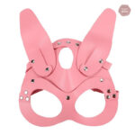 Masque lapin rose pour des jeux BDSM sensuels