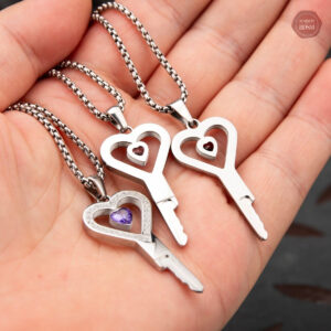 Médaillon Heartkeeper avec clé de chasteté