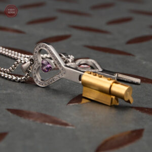 Coffret Heartkeeper avec design élégant et sécurisé