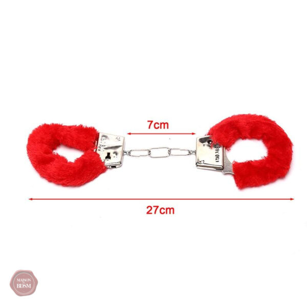 menottes-bdsm-fourrure-1 Menottes BDSM en fourrure douce et confortable