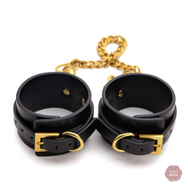 Accessoire BDSM élégant pour des jeux de soumission