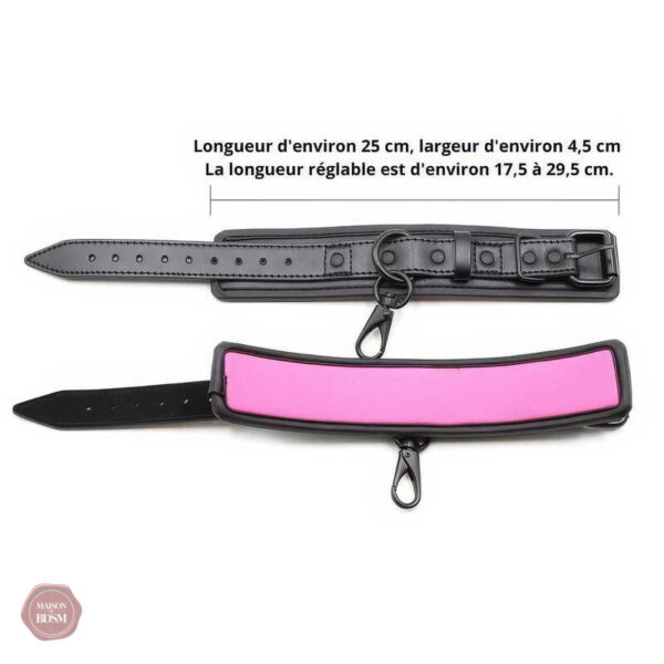 Menottes de contrainte alliant style et confort en noir et rose