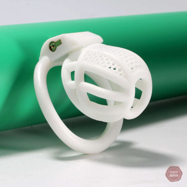 Cage de chasteté en matériau ergonomique