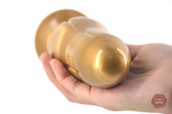 Énorme gode Sissy pour plaisir intense