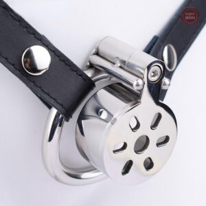 Cage de chasteté homme en conserve avec ceinture