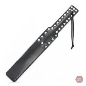 Paddle de discipline en similicuir